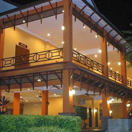 Tanjung Demong Beach Resort Kampung Kuala Besut Екстериор снимка