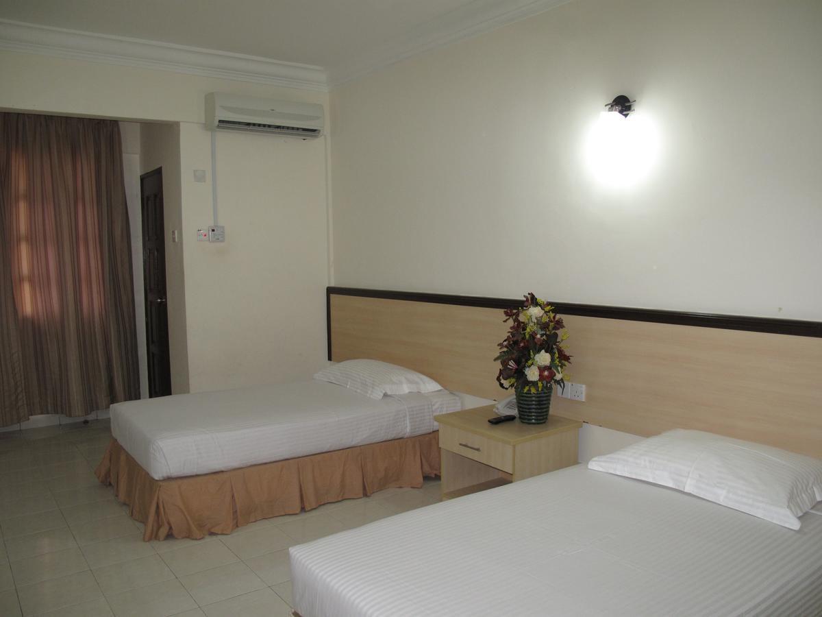 Tanjung Demong Beach Resort Kampung Kuala Besut Екстериор снимка