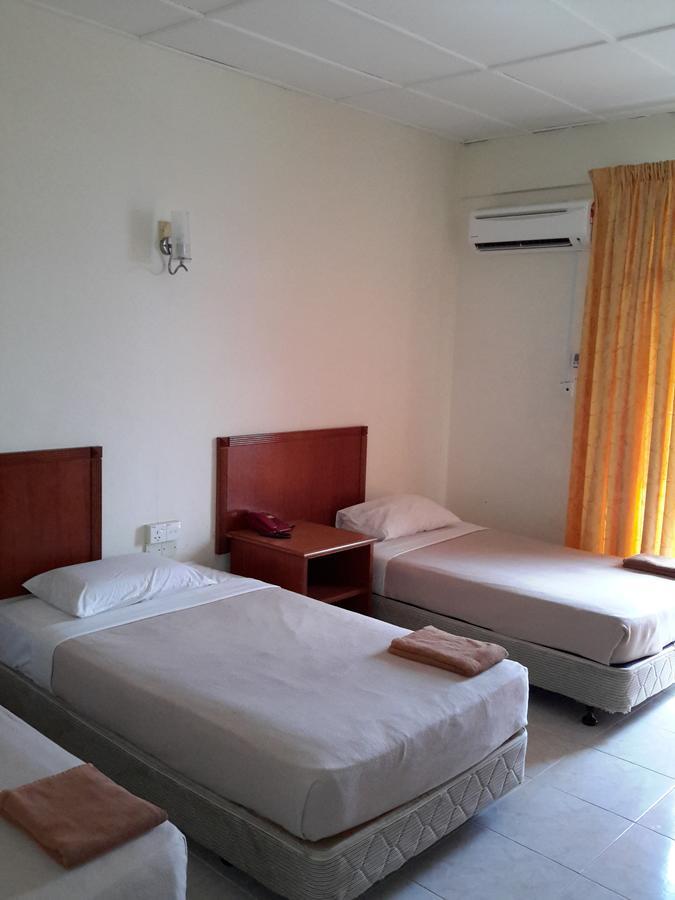 Tanjung Demong Beach Resort Kampung Kuala Besut Екстериор снимка