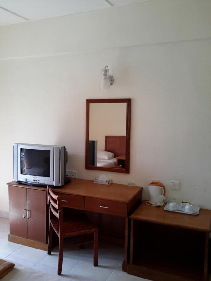 Tanjung Demong Beach Resort Kampung Kuala Besut Екстериор снимка