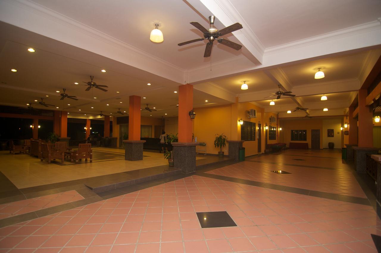 Tanjung Demong Beach Resort Kampung Kuala Besut Екстериор снимка