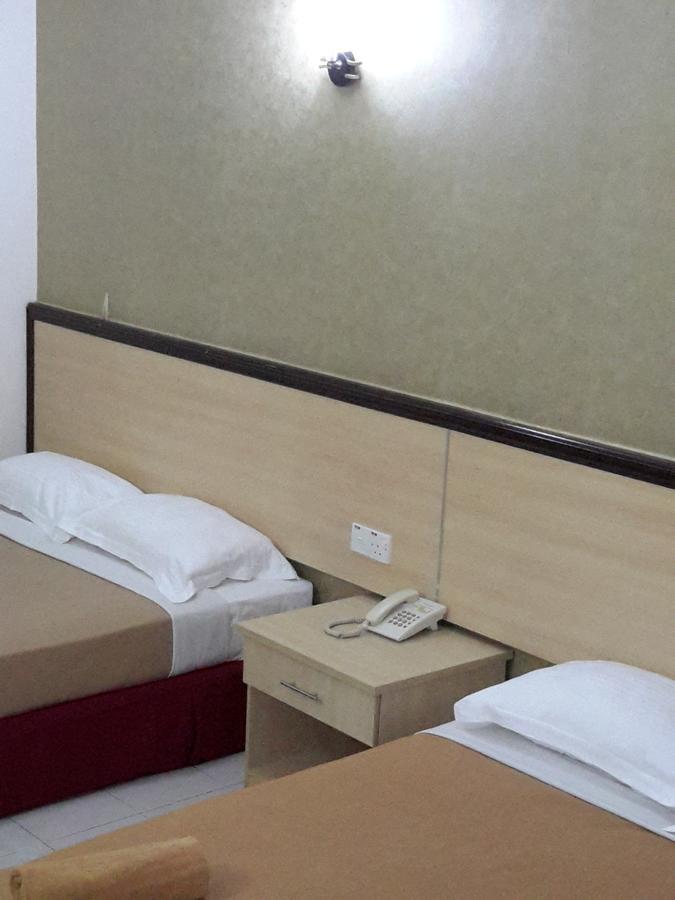 Tanjung Demong Beach Resort Kampung Kuala Besut Екстериор снимка