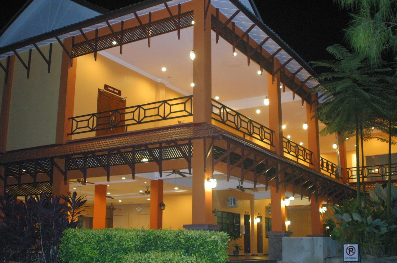 Tanjung Demong Beach Resort Kampung Kuala Besut Екстериор снимка